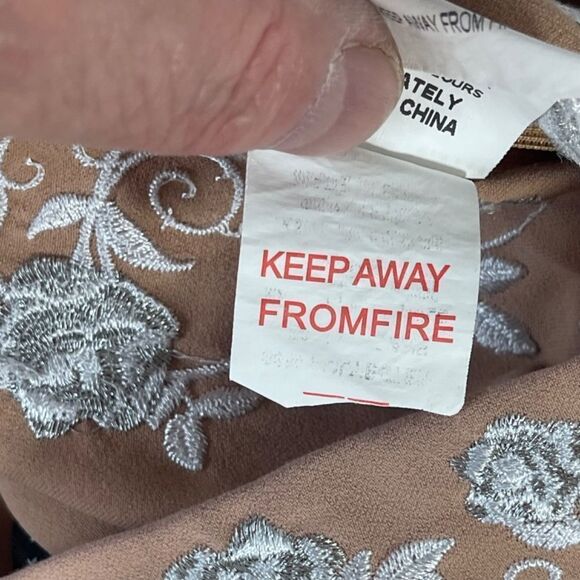 Carli Bybel X Missguided Pale Peach Wide Leg Embroidered Dress Pants Sz 4 - Picture 5 of 9